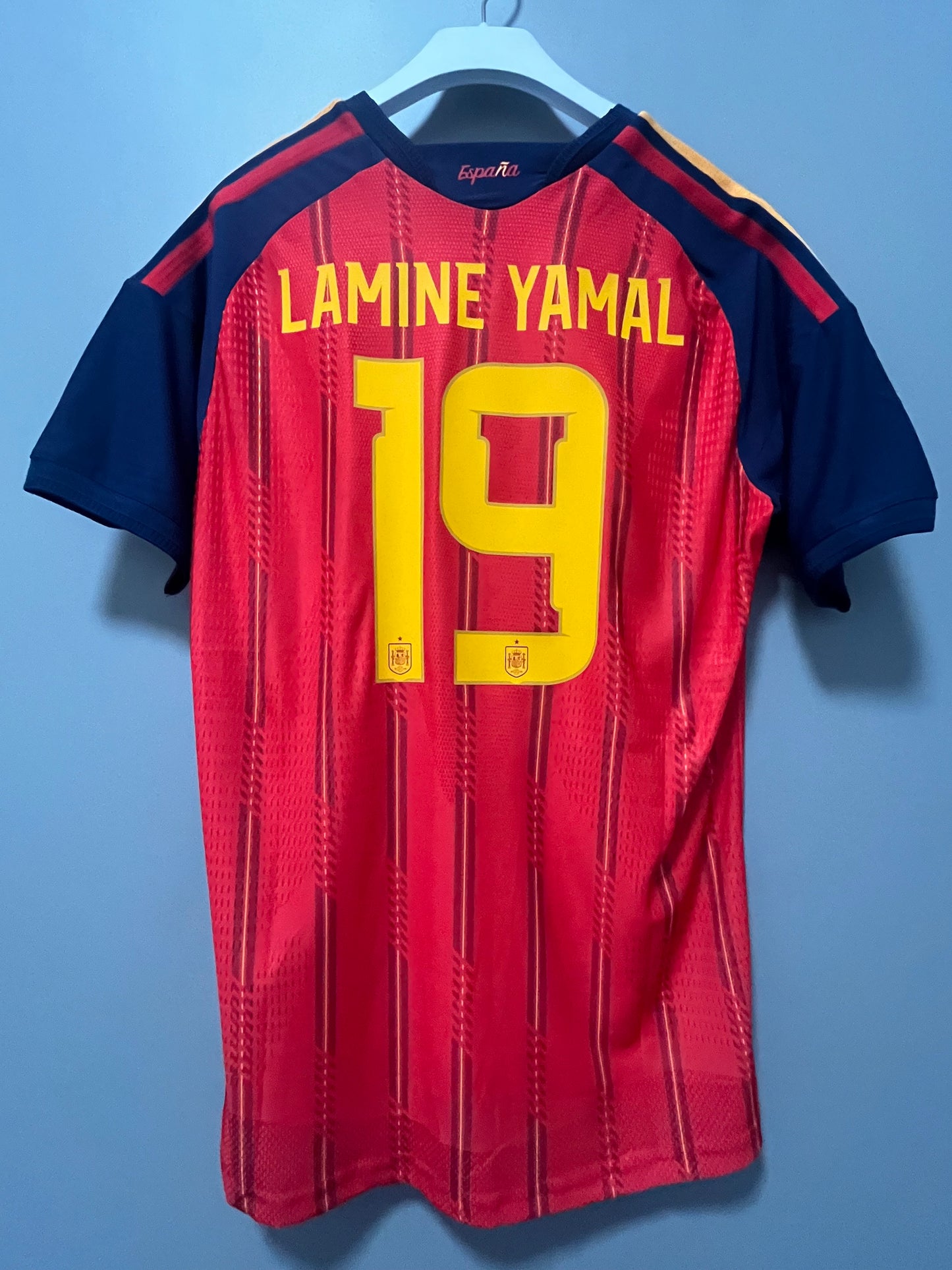Spain 26-27 Home Pedri #20 Lamine Yamal #19