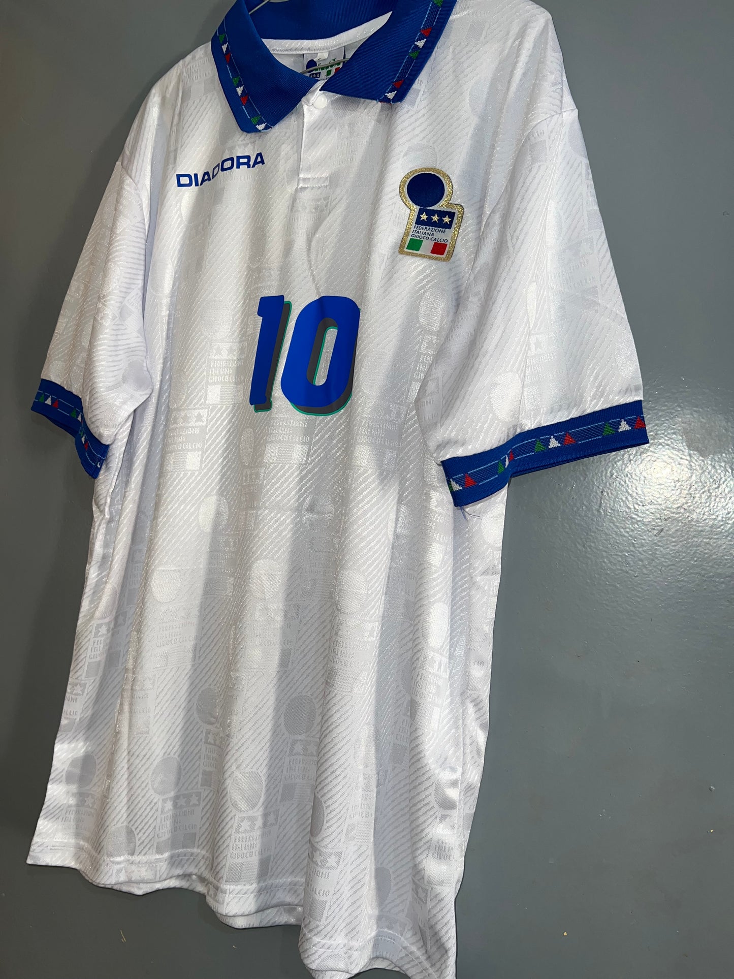 Italy 94/95 away jersey R.BAGGIO #10
