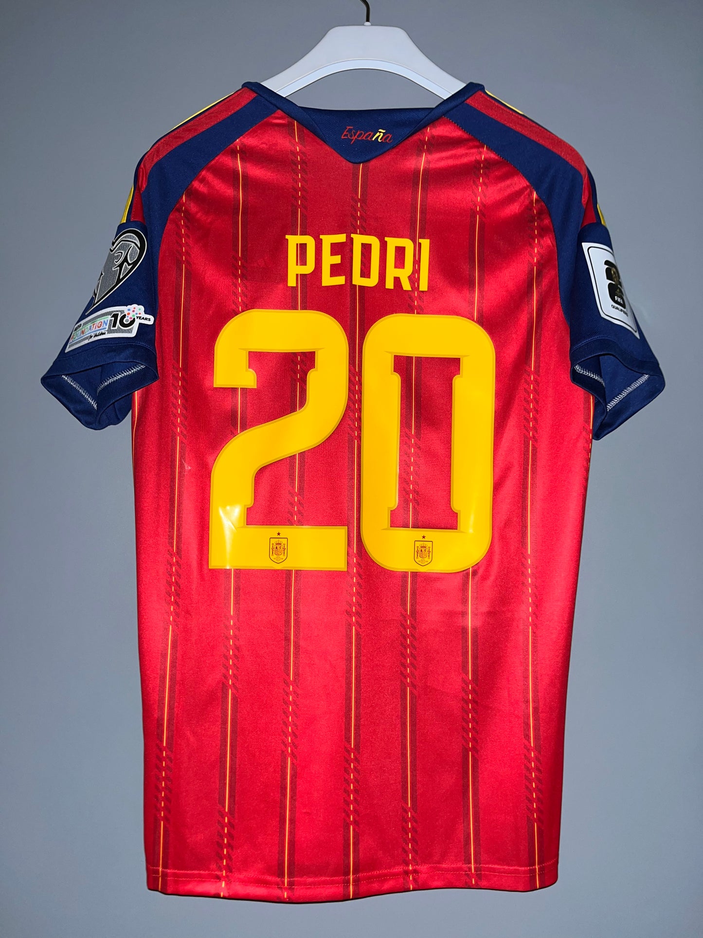 Spain 26-27 Home Pedri #20 Lamine Yamal #19
