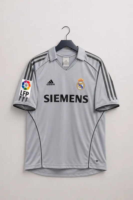 REAL MADRID 2005 THIRD RONALDO PHONOMENON 9