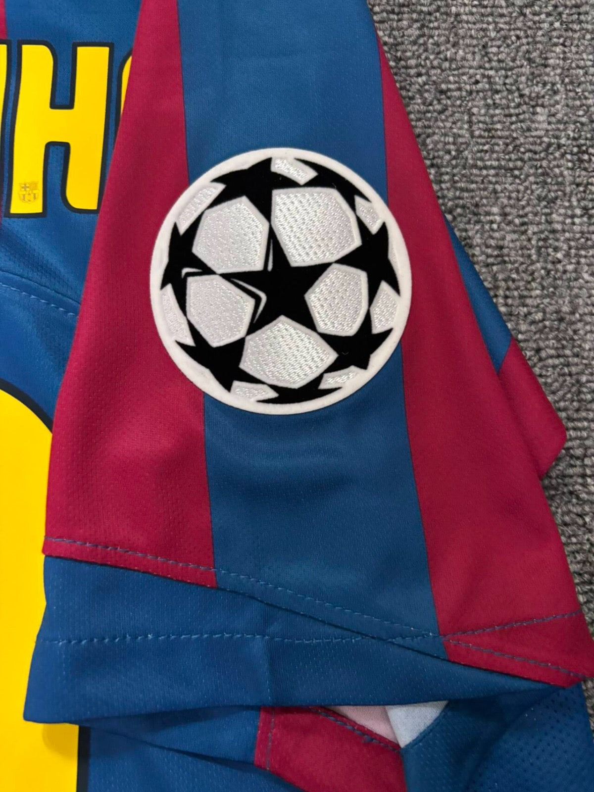 Ronaldinho Gaúcho SIGNED Barcelona 04/05 Home UCL Jersey/Shirt - COA - 2005 Retro