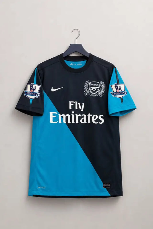 ARSENAL 2011 AWAY VAN PERSIE 10