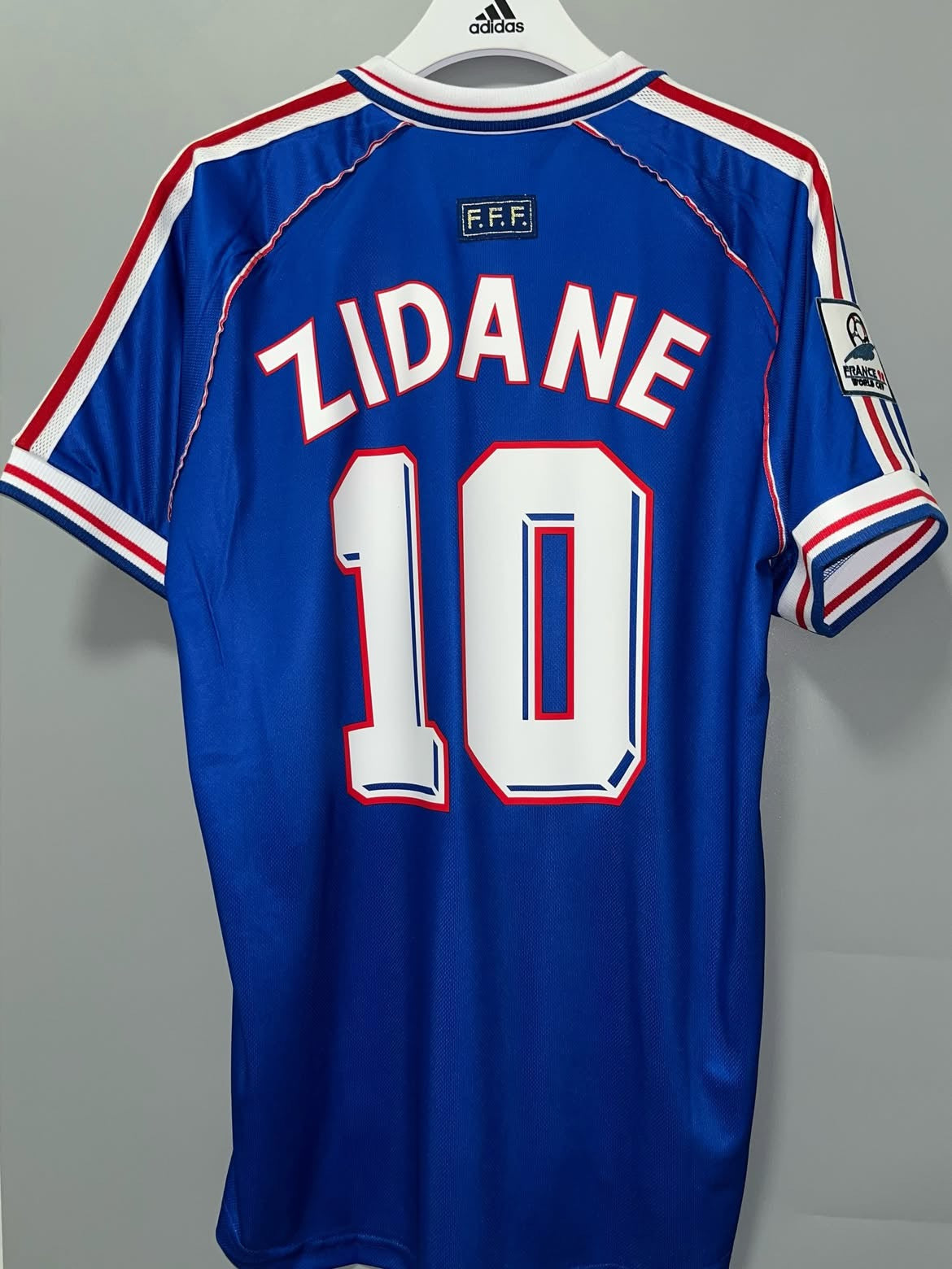 Zinedine Zidane #10 France Home Jersey 1998 World Cup – Retro Football Shirt